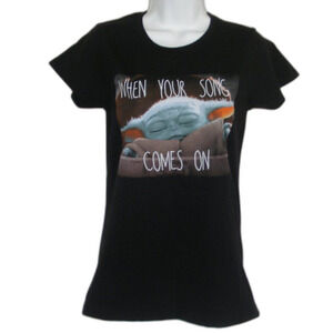 MANDALORIAN Baby Grogu Tee, M 7-9 Junior, When Your Song Comes On, Black, Yoda